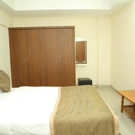 Skyview Suites Хидерабад Екстериор снимка
